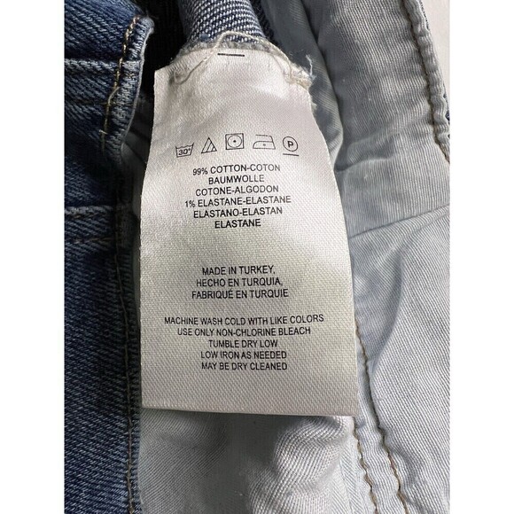 Free People Distressed Denim Mini Skirt w/ back buckle & raw hem - size 0 - Picture 7 of 8